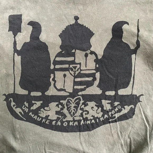 Hawaiian Hawaii Coat of Arms Crop T-shirt Small - Picture 2 of 5